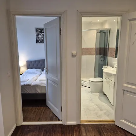Apartment The Double For 8 Person In The Center Tallinn